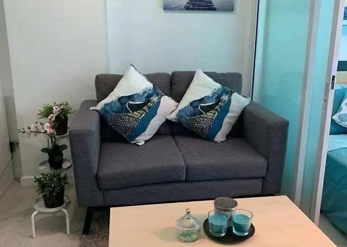 Azure Staycation By Deluxe Enclave Apartamento
