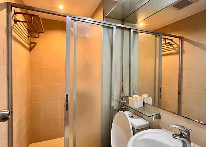 Azure Staycation By Deluxe Enclave Manila